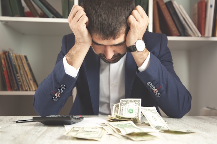 アコムの借金は踏み倒し可能!?　リスクと対処法　時効成立の条件も解説