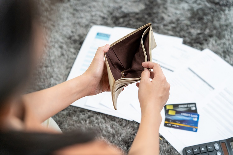 自己破産後の人生は悲惨！？　生活に与える影響を解説