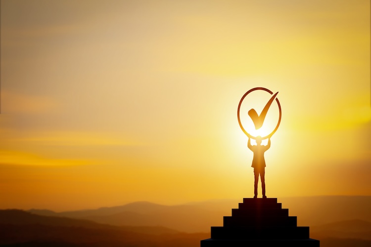 借金を完済したい！　返済の手順とコツ　金利を抑えて信用情報を守るには